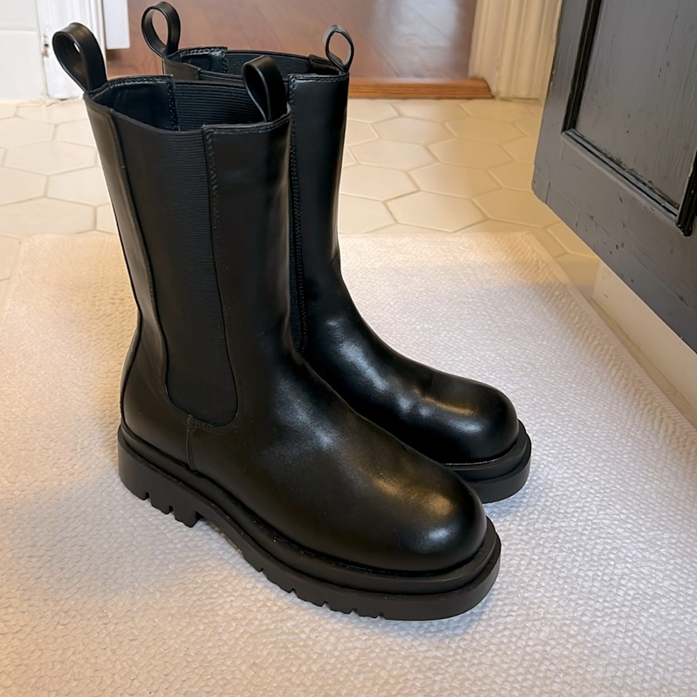 Black lug sole boots